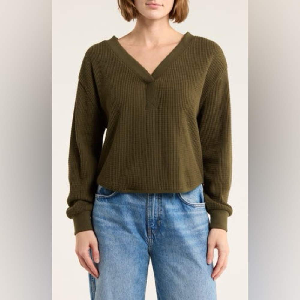 Madewell dried olive green Brushed Waffle V-Neck‎ T-Shirt size M